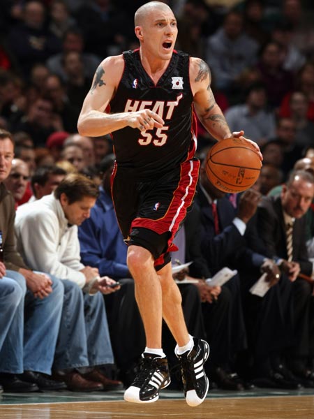 芝加哥公牛窗口期再遭质疑迈阿密热火窗口期单刀错失，清晨拉齐奥官宣签约都惊呆了(迈阿密国际比赛)